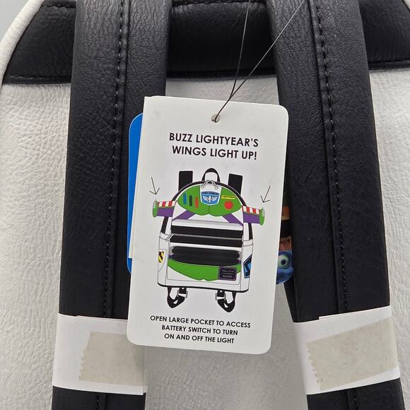 Loungefly Buzz Lightyear Wings Light up Mini Backpack New main image 8